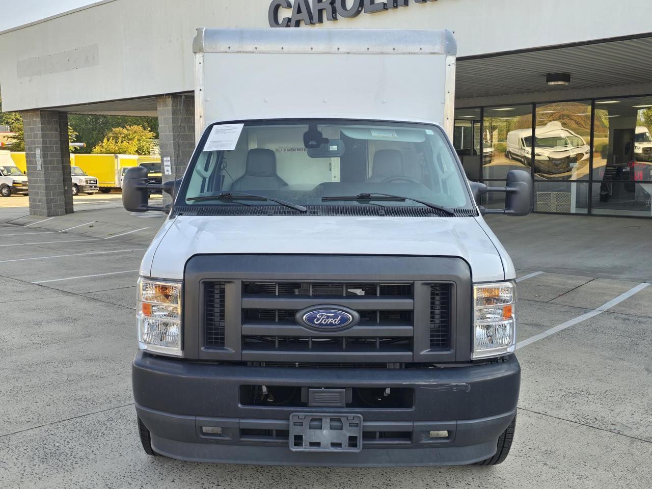 2022 Ford E-Series Cutaway E-350 SRW 12ft Box W/Side Door and Roll-Up Door Concord NC