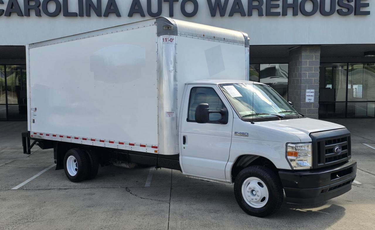 2022 Ford E-Series Cutaway E-450 16ft Box W/Roll-Up Door and Tuck-Under Liftgate Concord NC