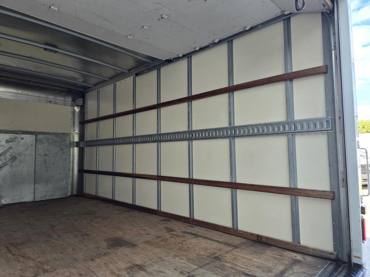 2022 Ford E-Series Cutaway E-450 16ft Box W/Roll-Up Door and Tuck-Under Liftgate Concord NC