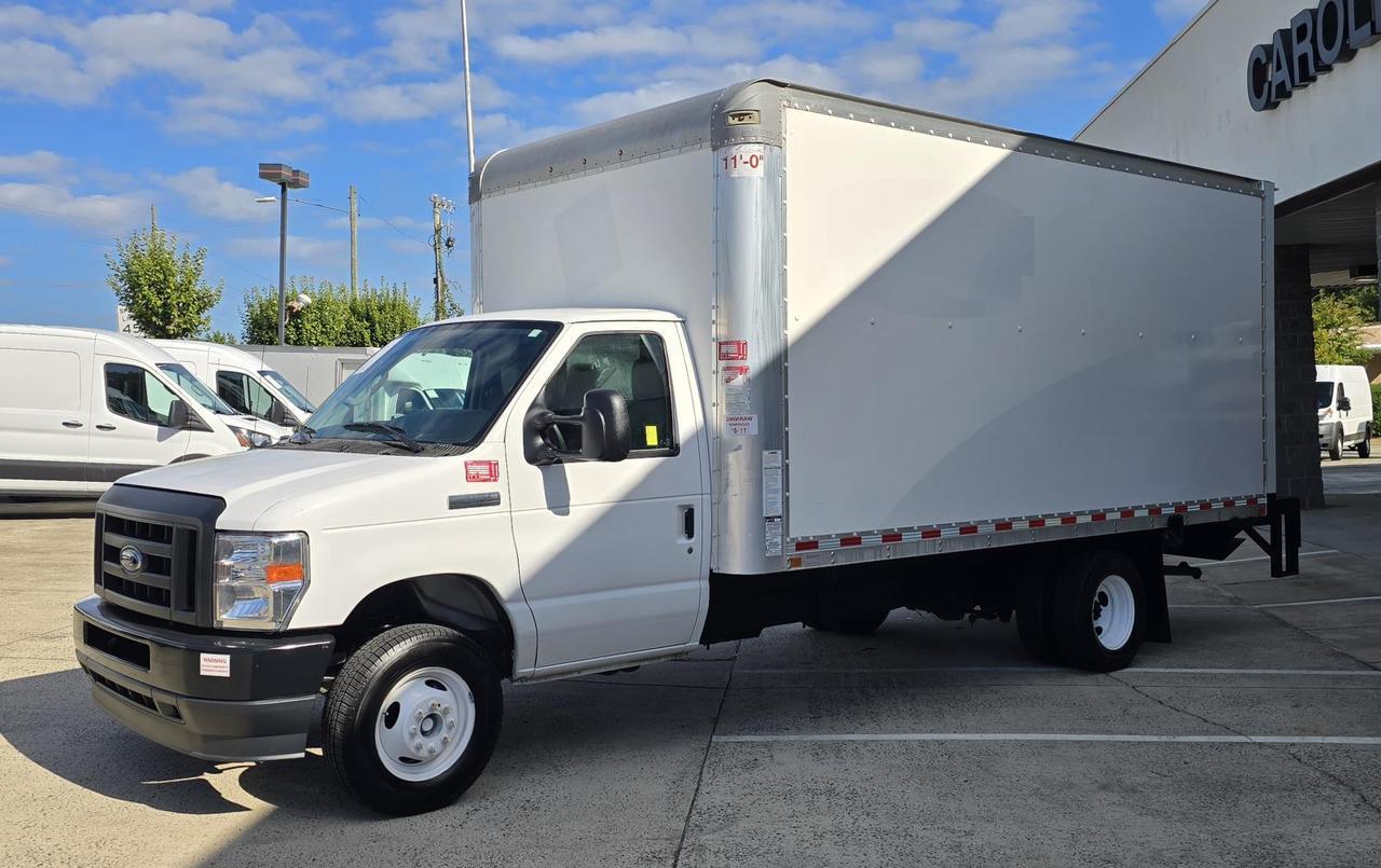 2022 Ford E-Series Cutaway E-450 16ft Box W/Roll-Up Door and Tuck-Under Liftgate Concord NC