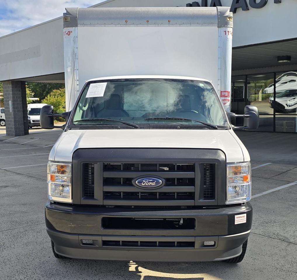 2022 Ford E-Series Cutaway E-450 16ft Box W/Roll-Up Door and Tuck-Under Liftgate Concord NC