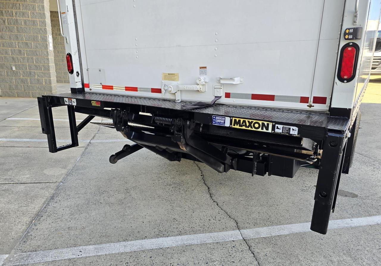 2022 Ford E-Series Cutaway E-450 16ft Box W/Roll-Up Door and Tuck-Under Liftgate Concord NC