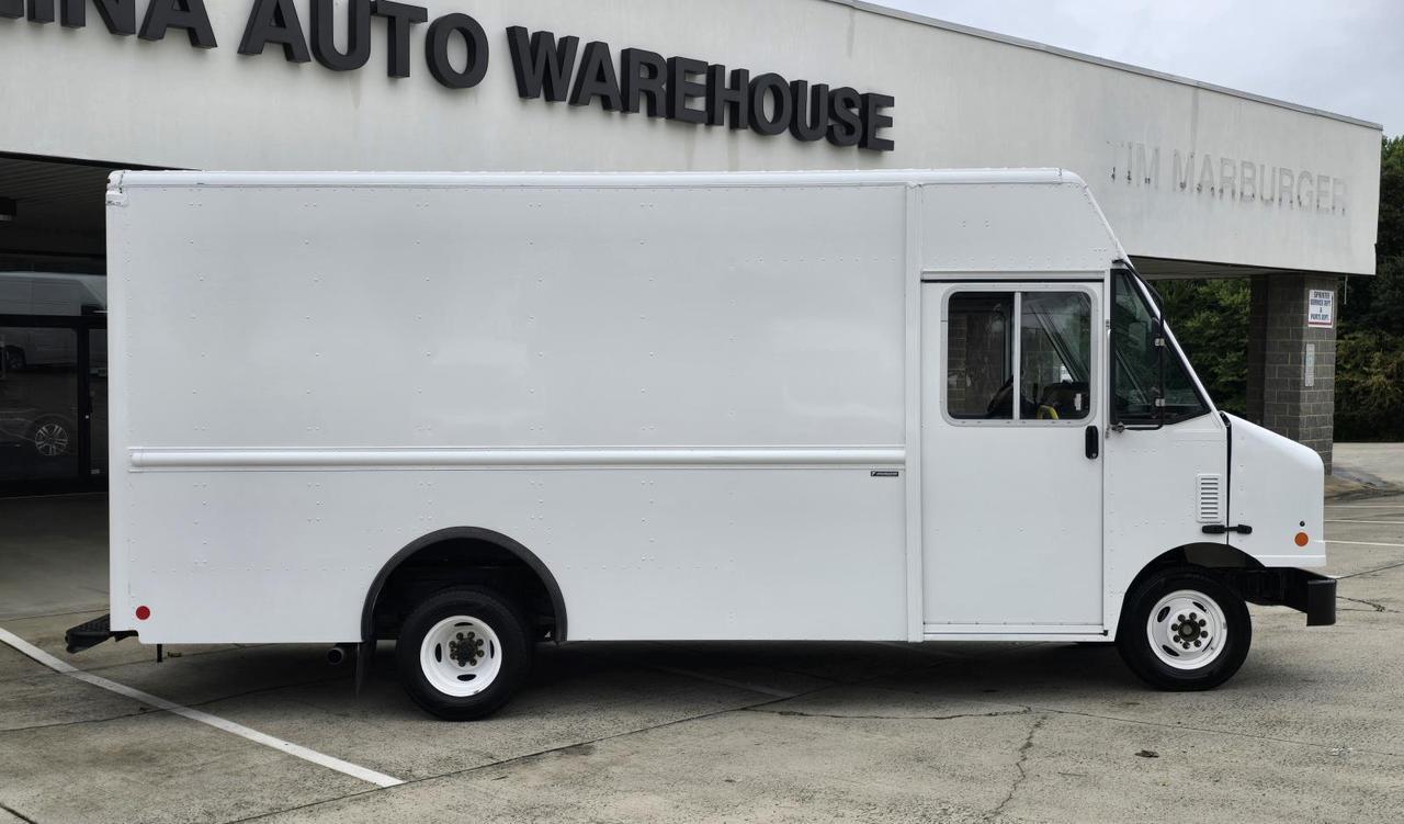 2022 Ford E-Series Stripped Chassis E-450 P700 14ft Box W/Shelves Concord NC