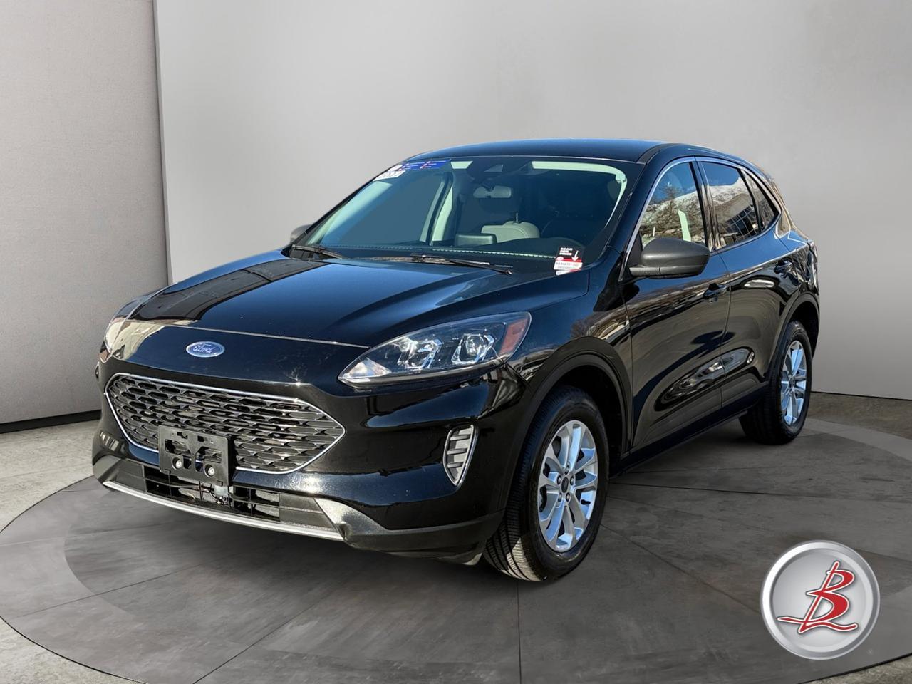 2022 Ford ESCAPE SE Hybrid