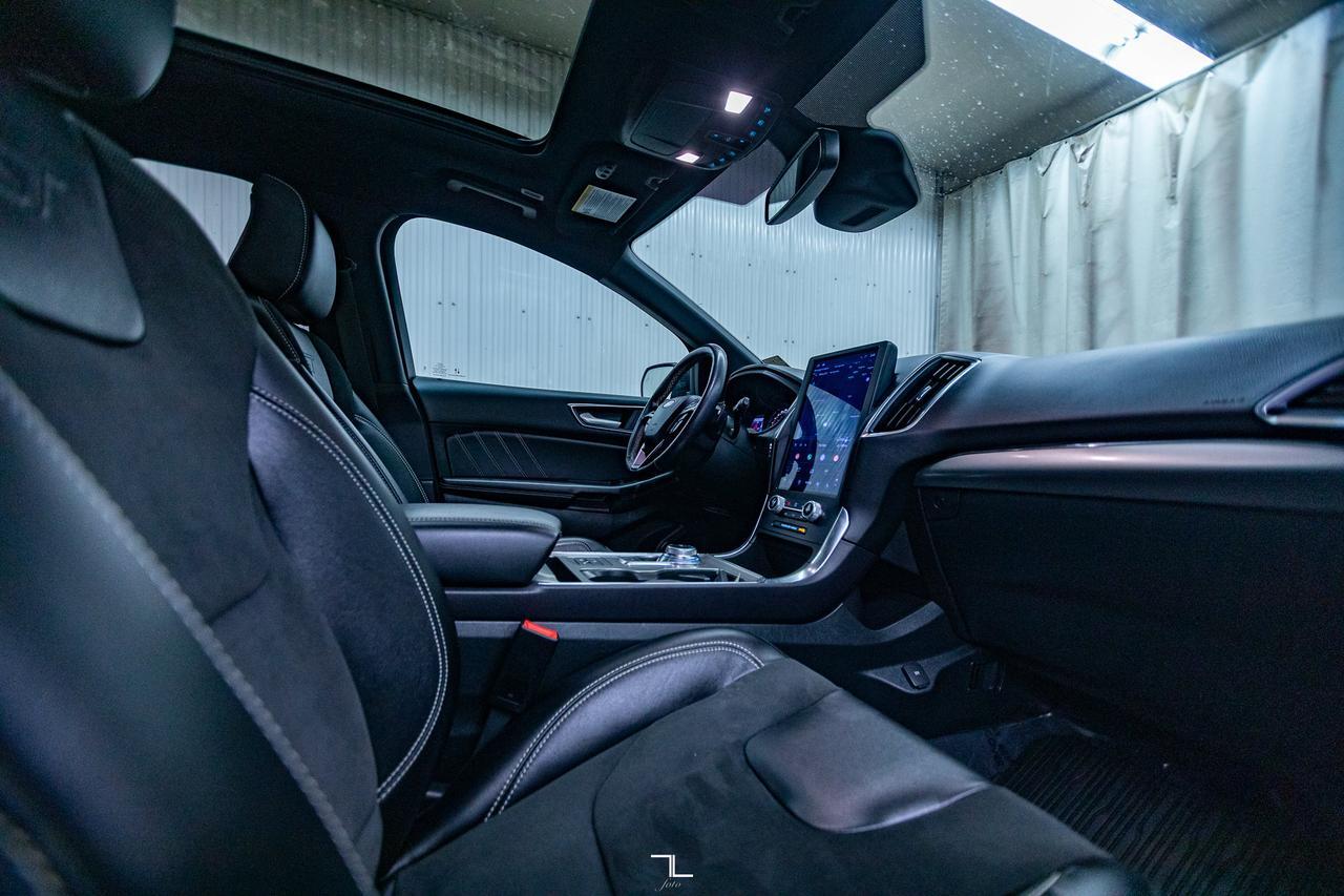 2022 Ford Edge AWD ST Leather Roof Nav BCam Red Deer AB