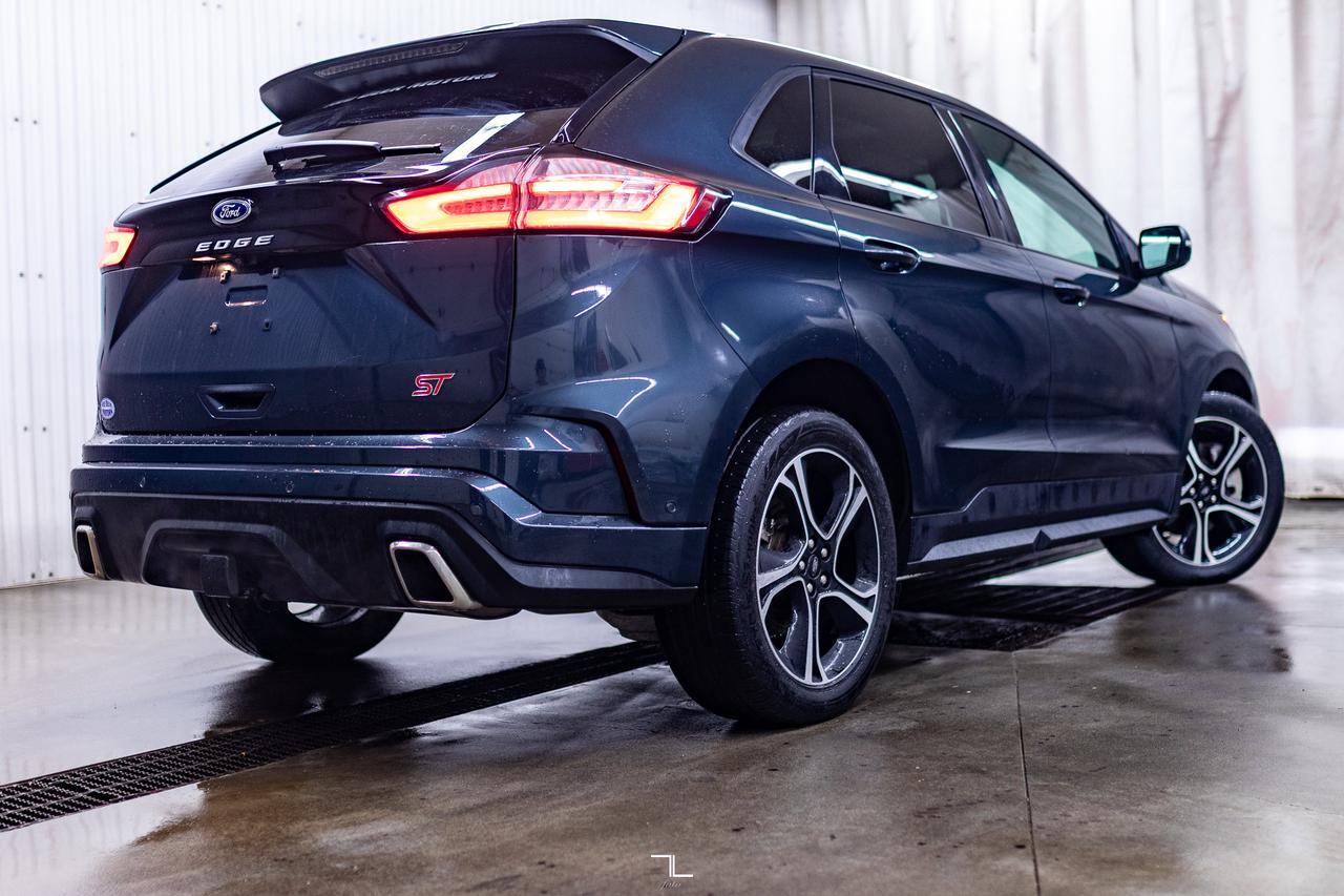 2022 Ford Edge AWD ST Leather Roof Nav BCam Red Deer AB
