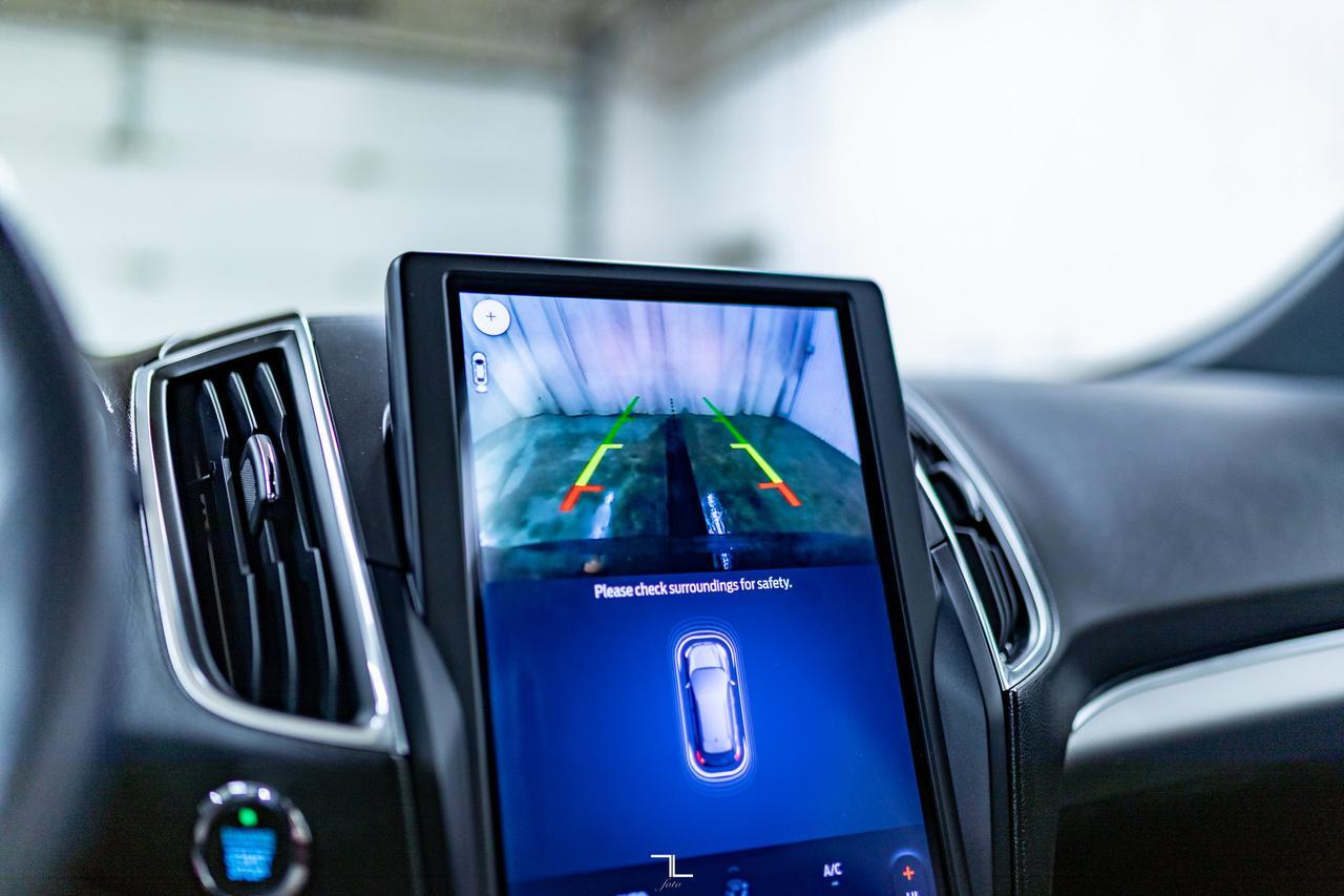 2022 Ford Edge AWD ST Leather Roof Nav BCam Red Deer AB