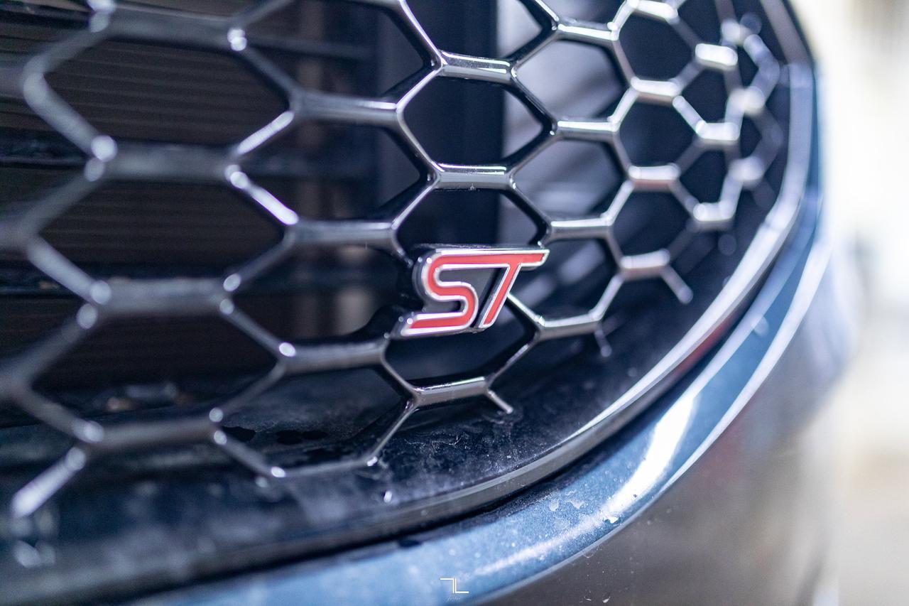 2022 Ford Edge AWD ST Leather Roof Nav BCam Red Deer AB