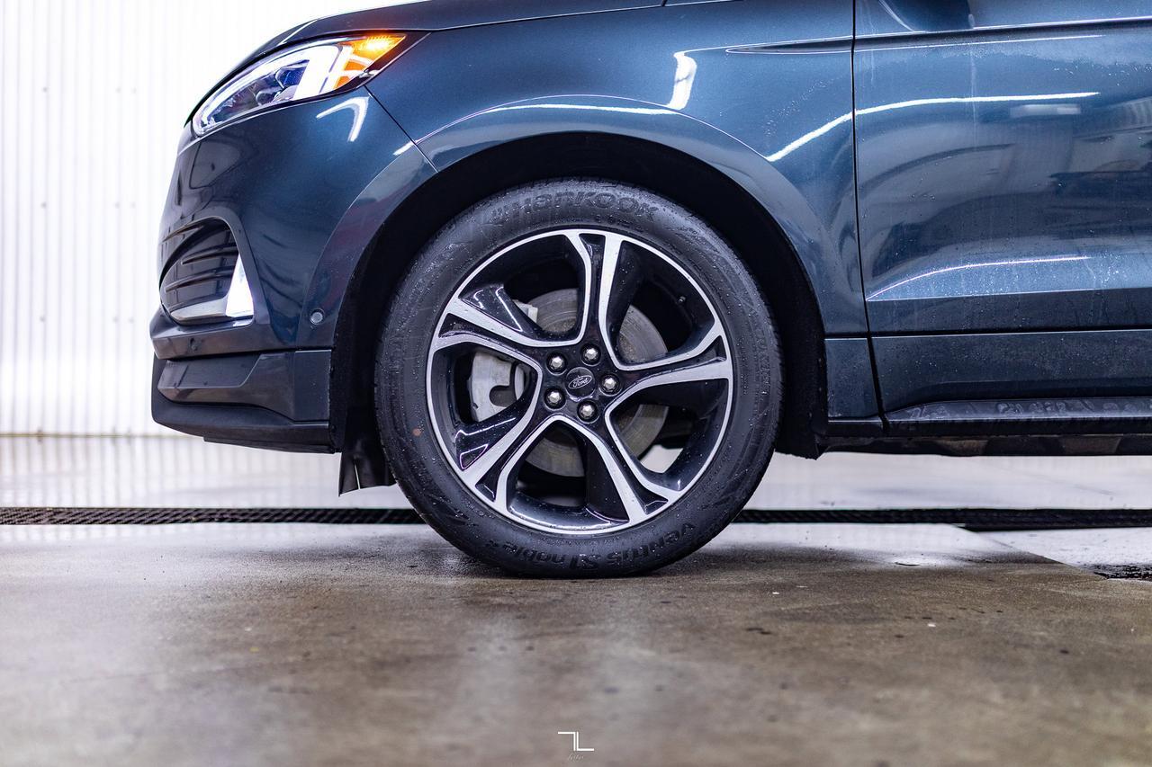 2022 Ford Edge AWD ST Leather Roof Nav BCam Red Deer AB