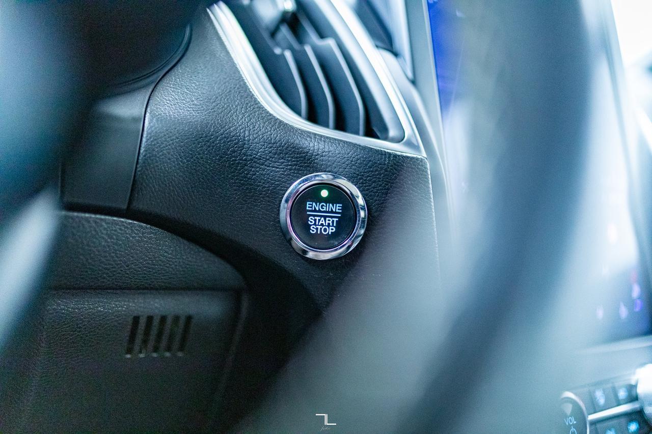 2022 Ford Edge AWD ST Leather Roof Nav BCam Red Deer AB