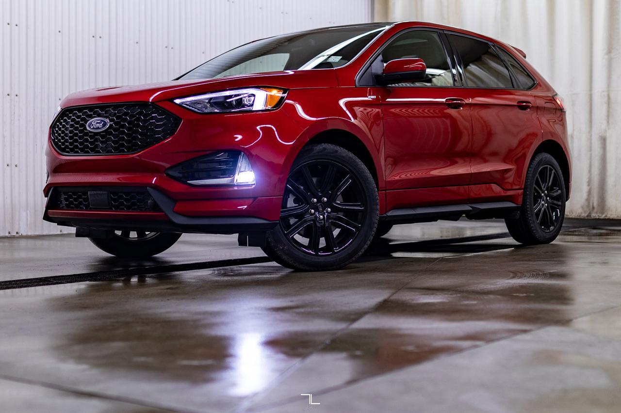 2022 Ford Edge AWD ST-Line Leather Roof Nav BCam Red Deer AB
