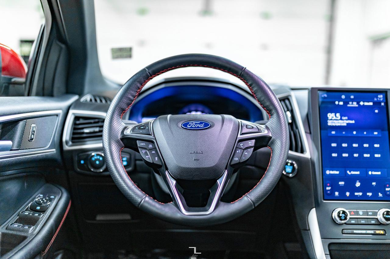 2022 Ford Edge AWD ST-Line Leather Roof Nav BCam Red Deer AB