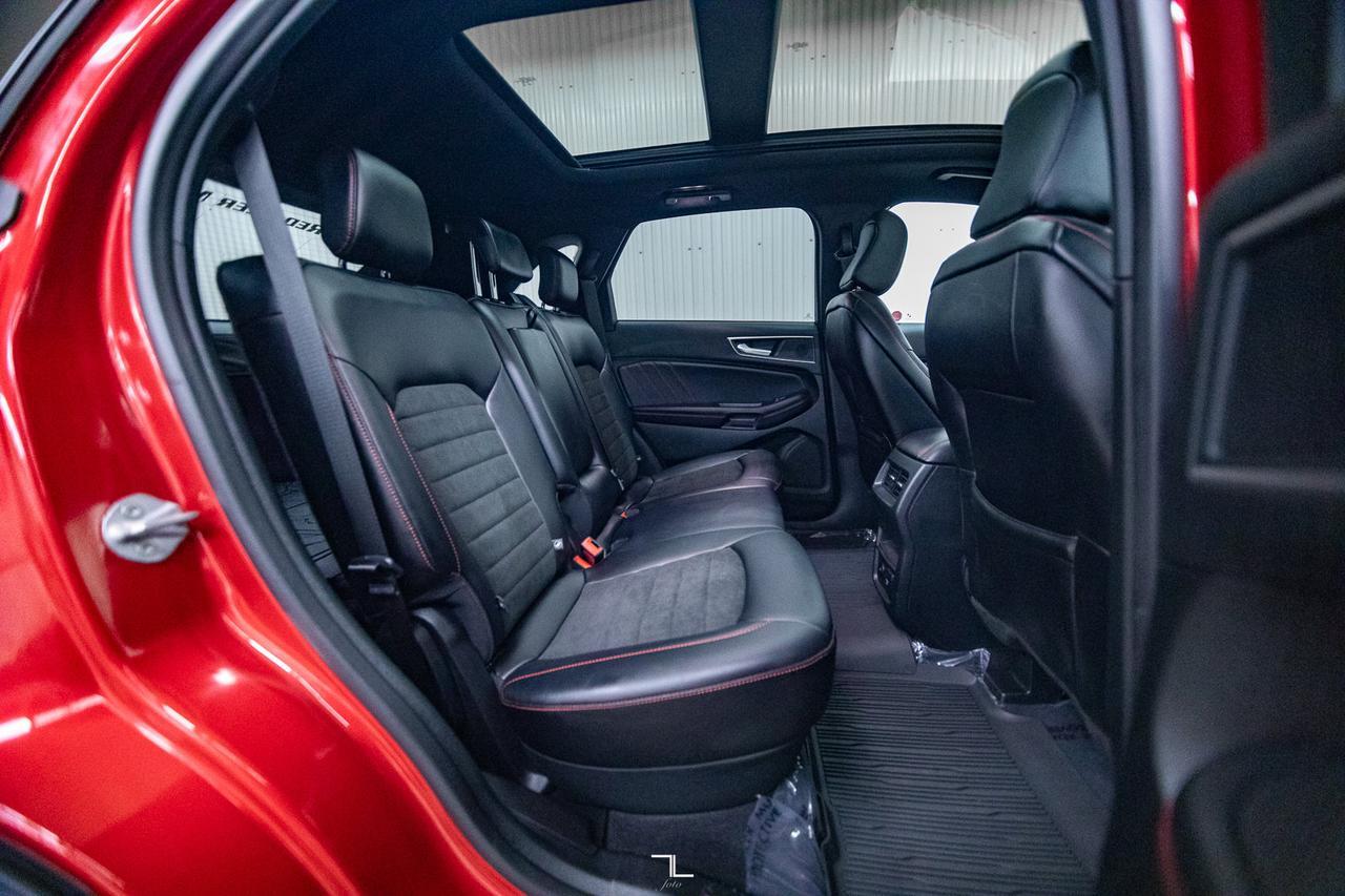 2022 Ford Edge AWD ST-Line Leather Roof Nav BCam Red Deer AB