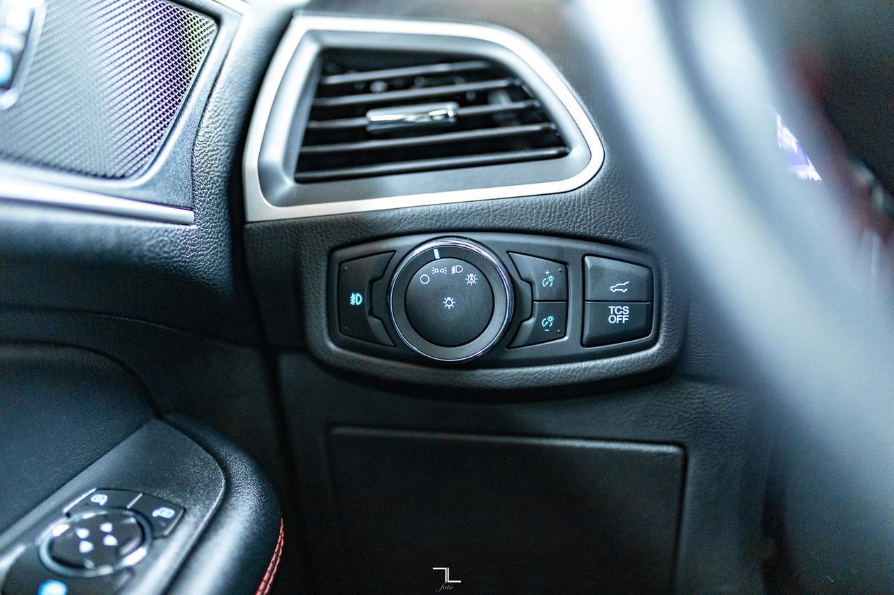 2022 Ford Edge AWD ST-Line Leather Roof Nav BCam Red Deer AB