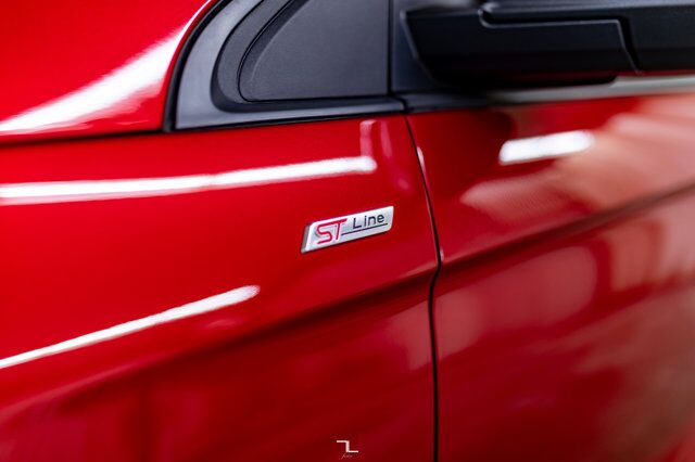 2022 Ford Edge AWD ST-Line Leather Roof Nav BCam Red Deer AB