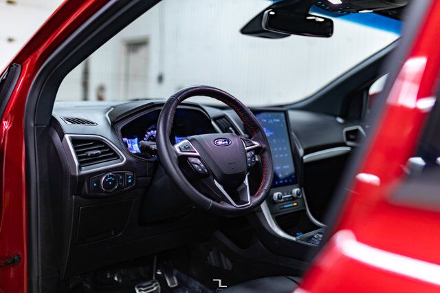 2022 Ford Edge AWD ST-Line Leather Roof Nav BCam Red Deer AB