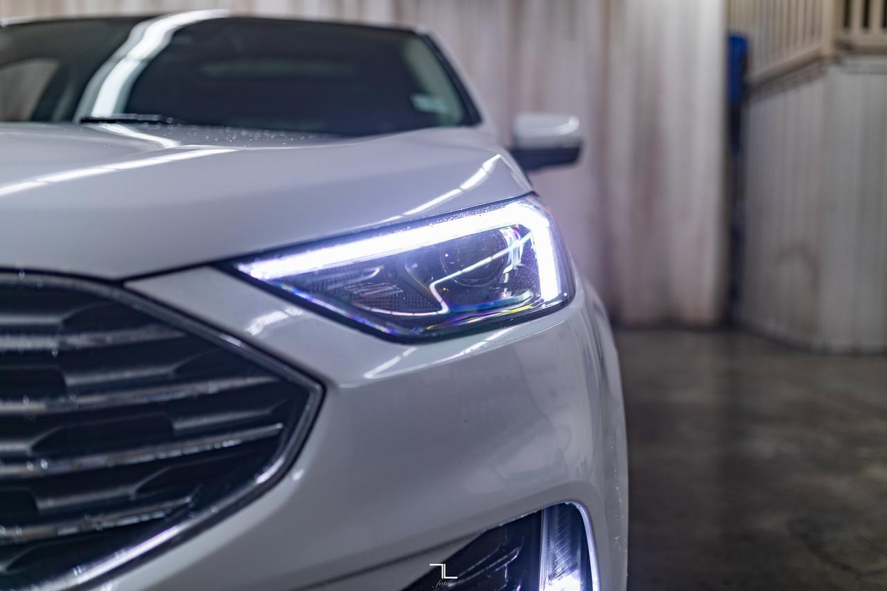 2022 Ford Edge AWD Titanium Leather Roof Nav BCam Red Deer AB