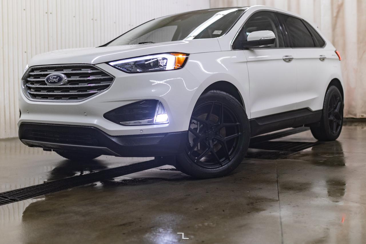 2022 Ford Edge AWD Titanium Leather Roof Nav BCam Red Deer AB
