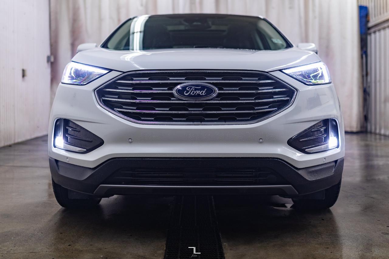 2022 Ford Edge AWD Titanium Leather Roof Nav BCam Red Deer AB