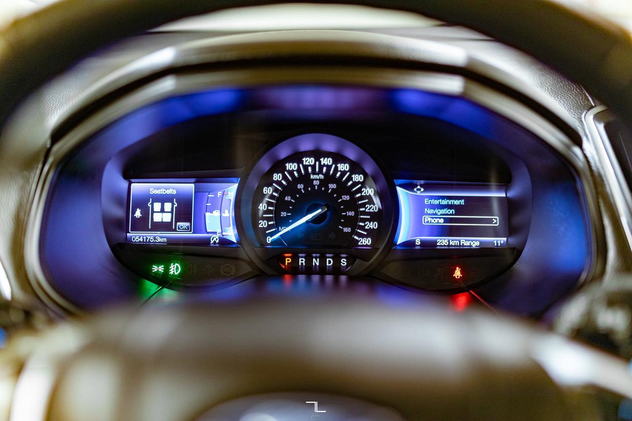 2022 Ford Edge AWD Titanium Leather Roof Nav BCam Red Deer AB