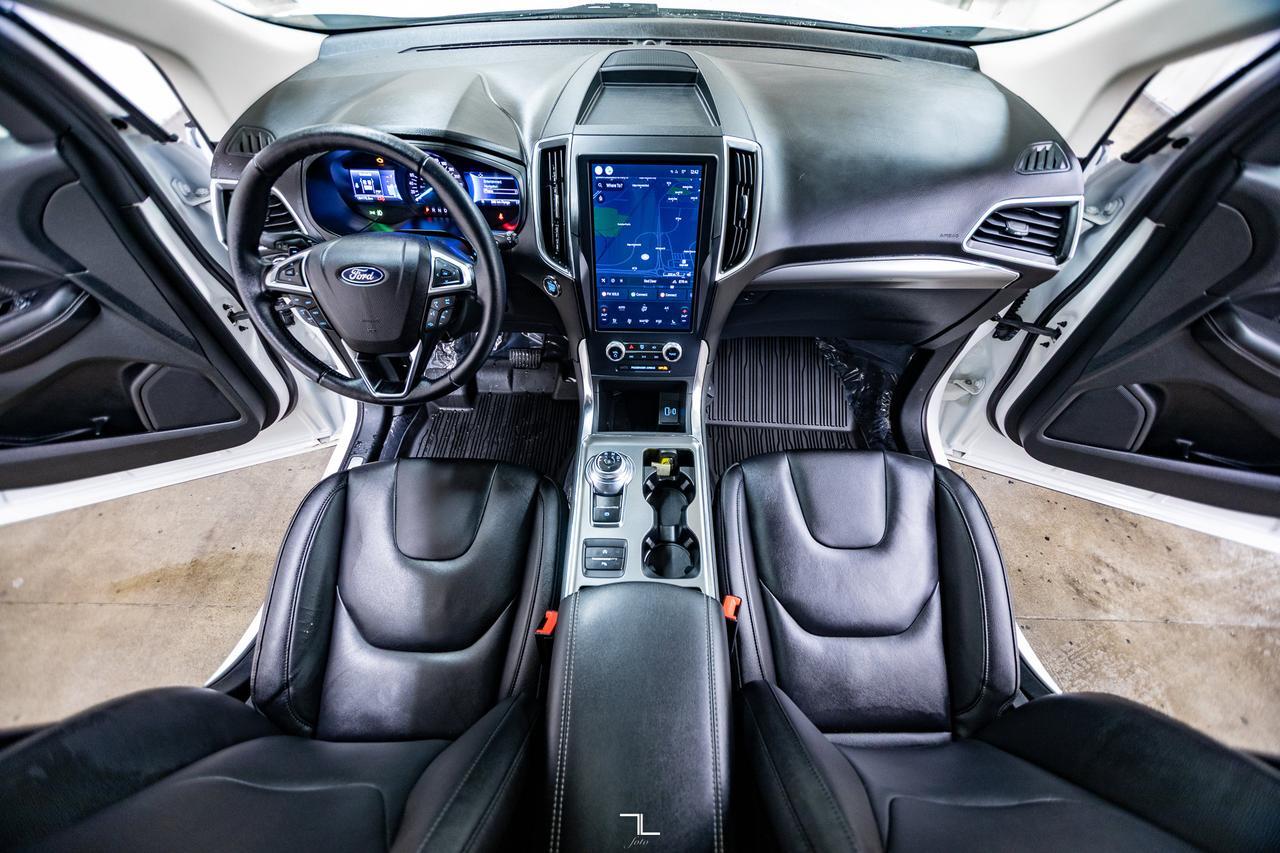 2022 Ford Edge AWD Titanium Leather Roof Nav BCam Red Deer AB