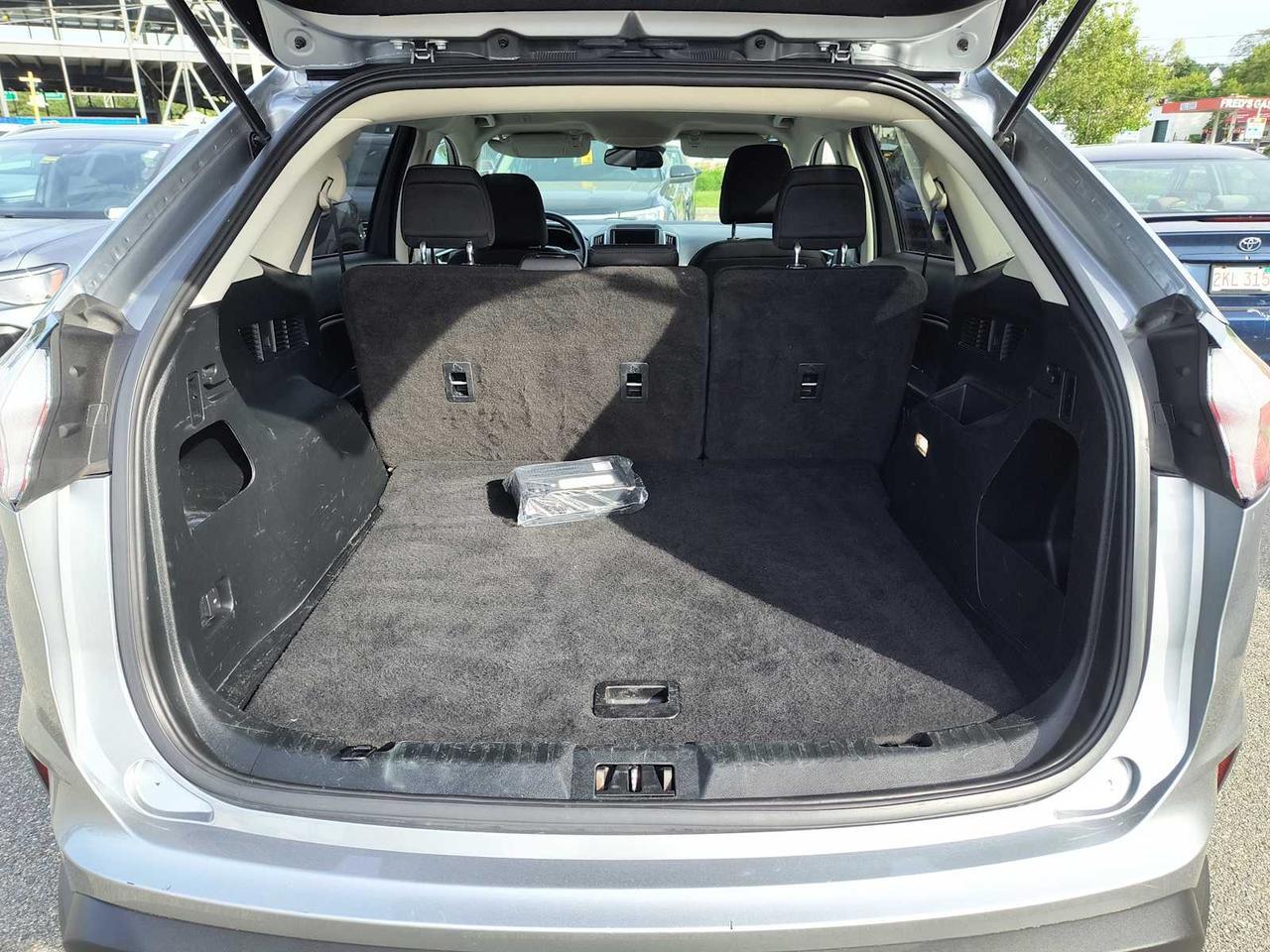 2022 Ford Edge SE Dartmouth MA