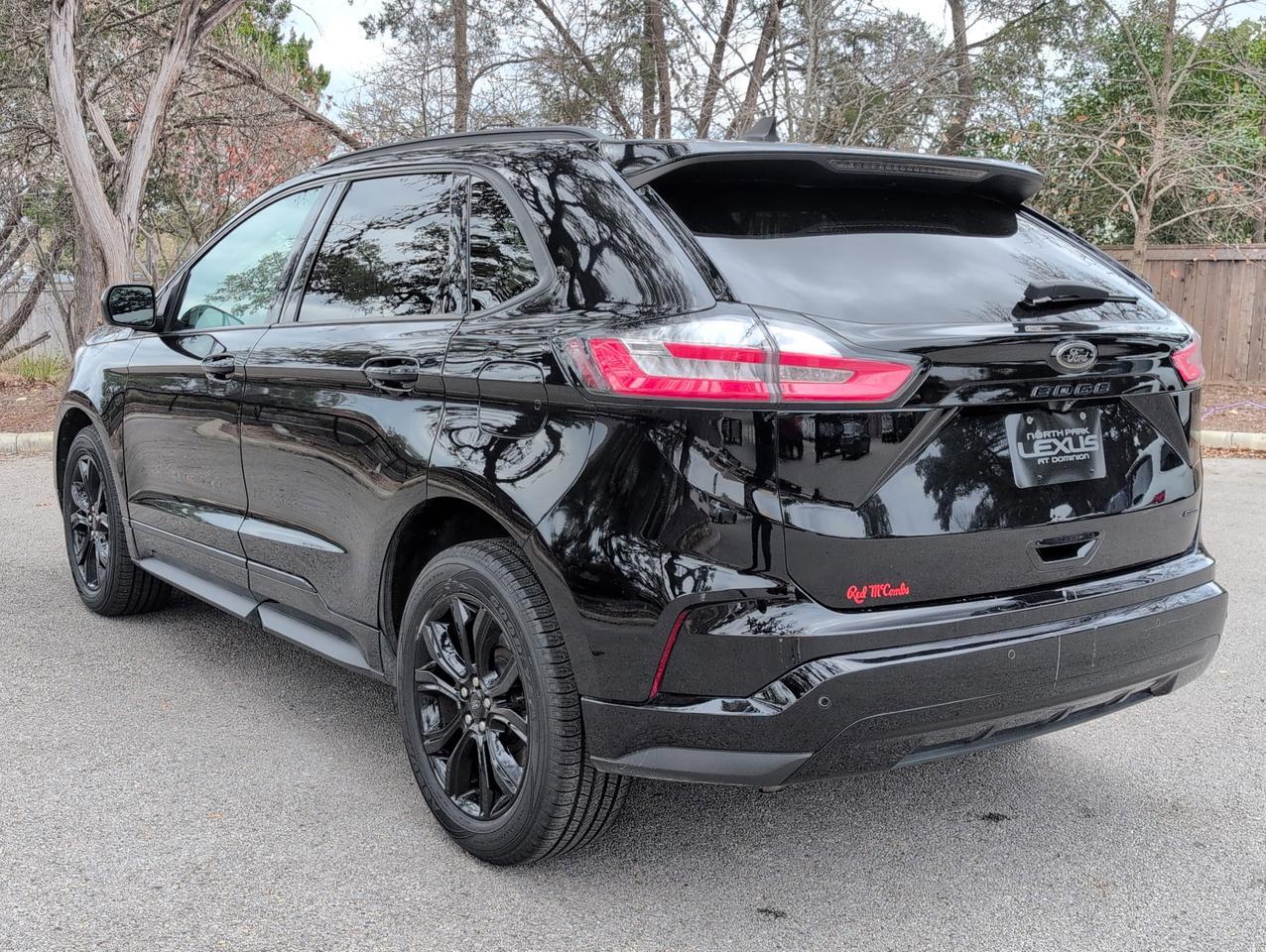 2022 Ford Edge SE