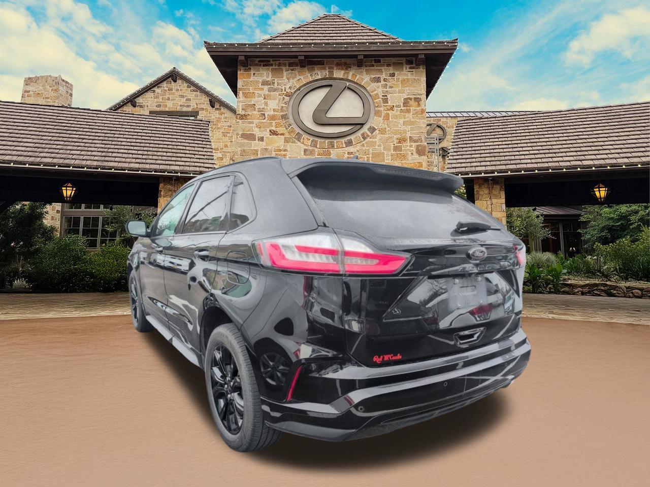 2022 Ford Edge SE