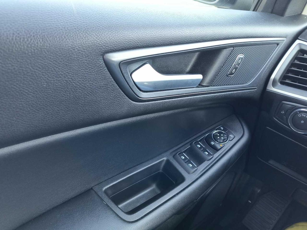 2022 Ford Edge SE Medford MA