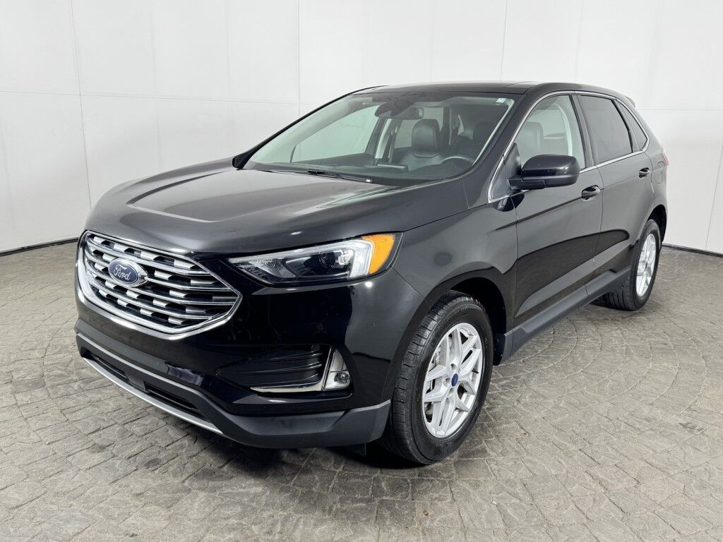 2022 Ford Edge SEL AWD w/Panoramic Roof Maumee OH