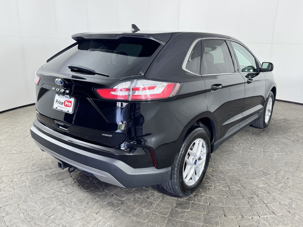 2022 Ford Edge SEL AWD w/Panoramic Roof Maumee OH