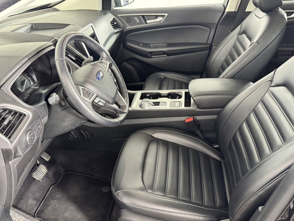 2022 Ford Edge SEL AWD w/Panoramic Roof Maumee OH