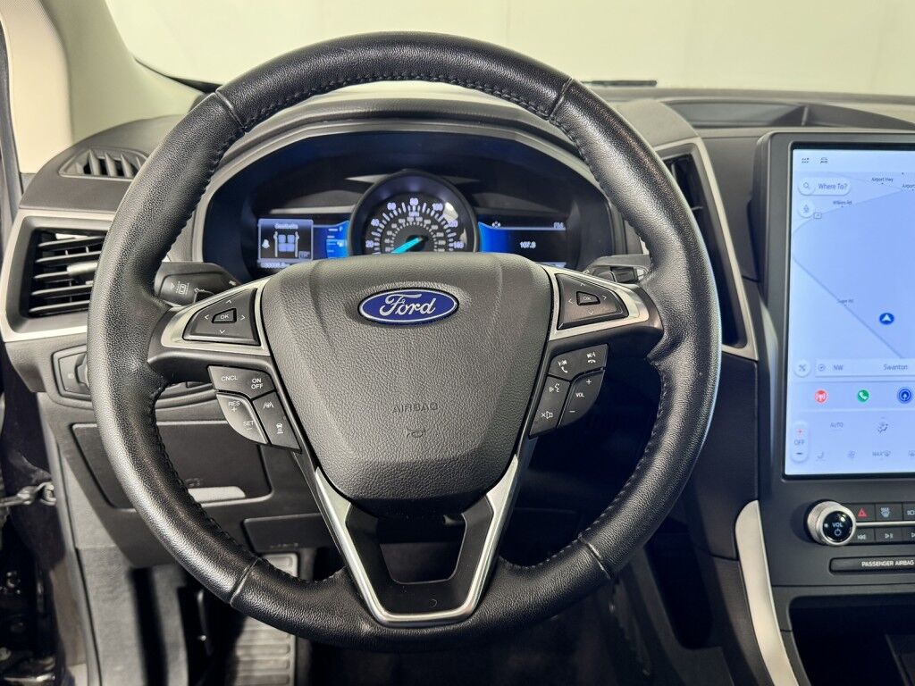 2022 Ford Edge SEL AWD w/Panoramic Roof Maumee OH