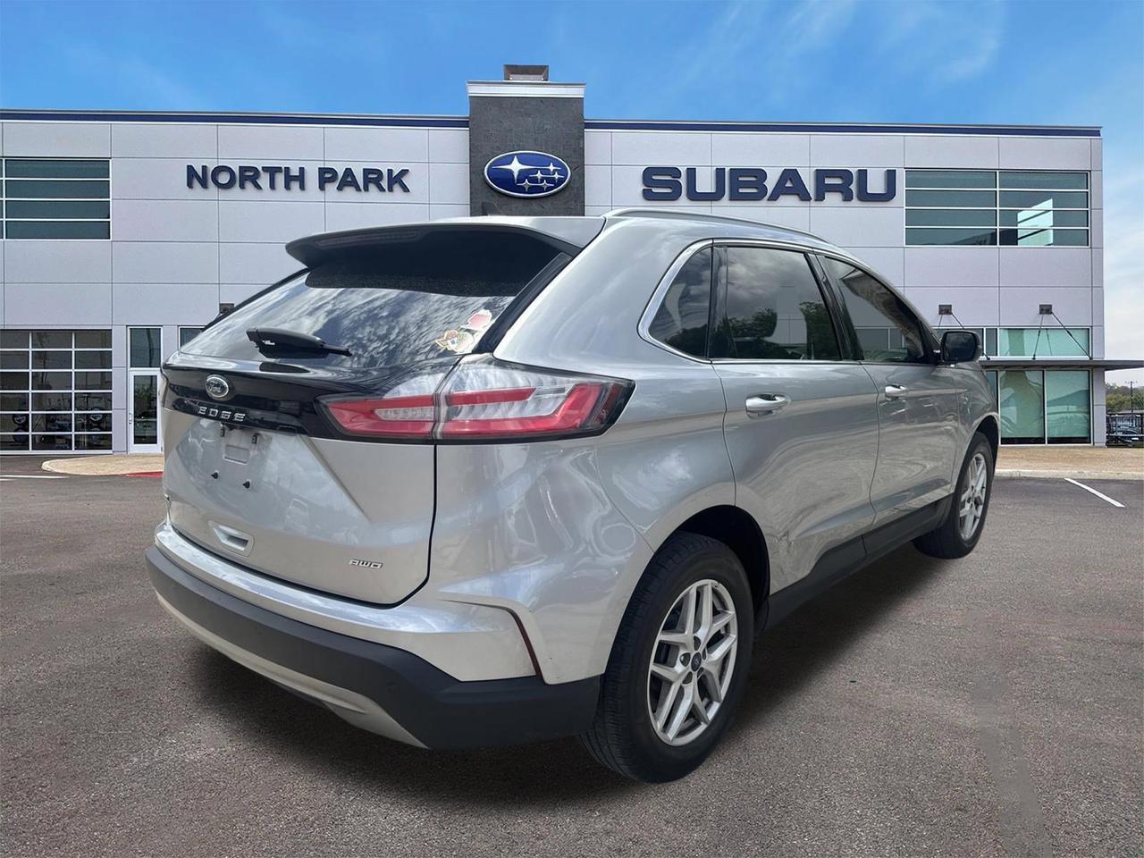 2022 Ford Edge SEL