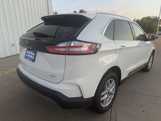 2022 Ford Edge SEL West Burlington IA