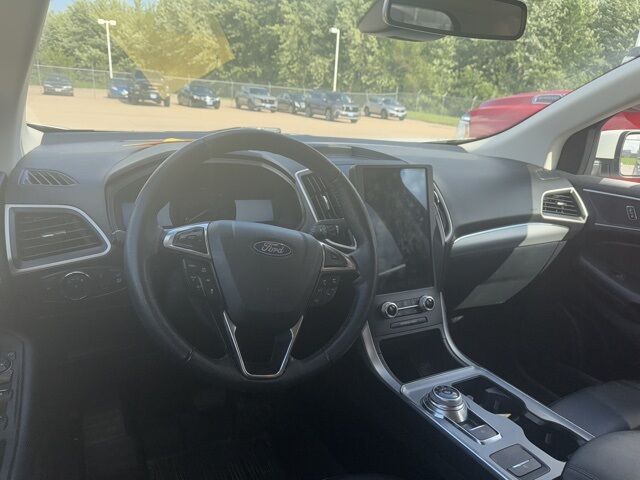 2022 Ford Edge SEL West Burlington IA