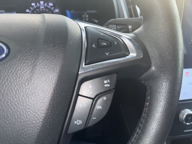 2022 Ford Edge SEL West Burlington IA