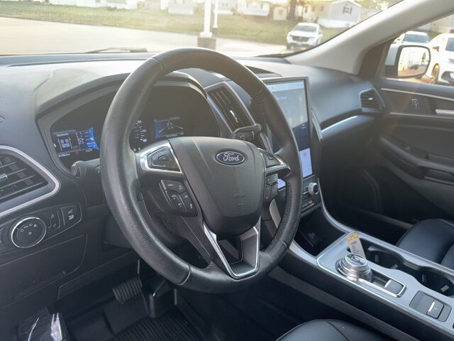 2022 Ford Edge SEL West Burlington IA