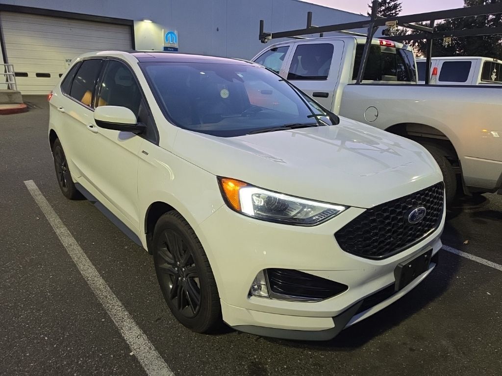 2022 Ford Edge ST Line