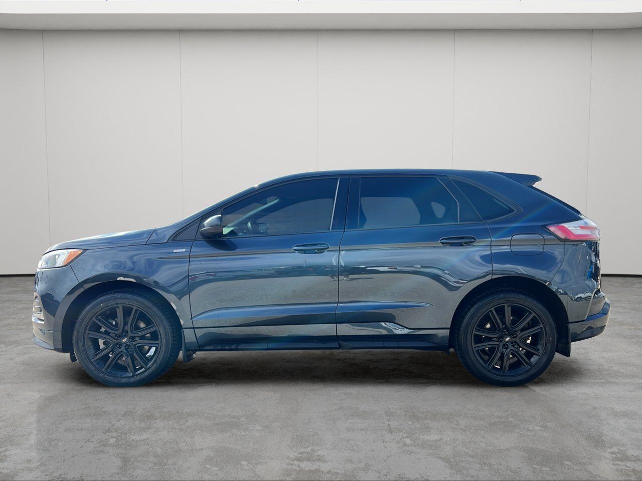 2022 Ford Edge ST Line