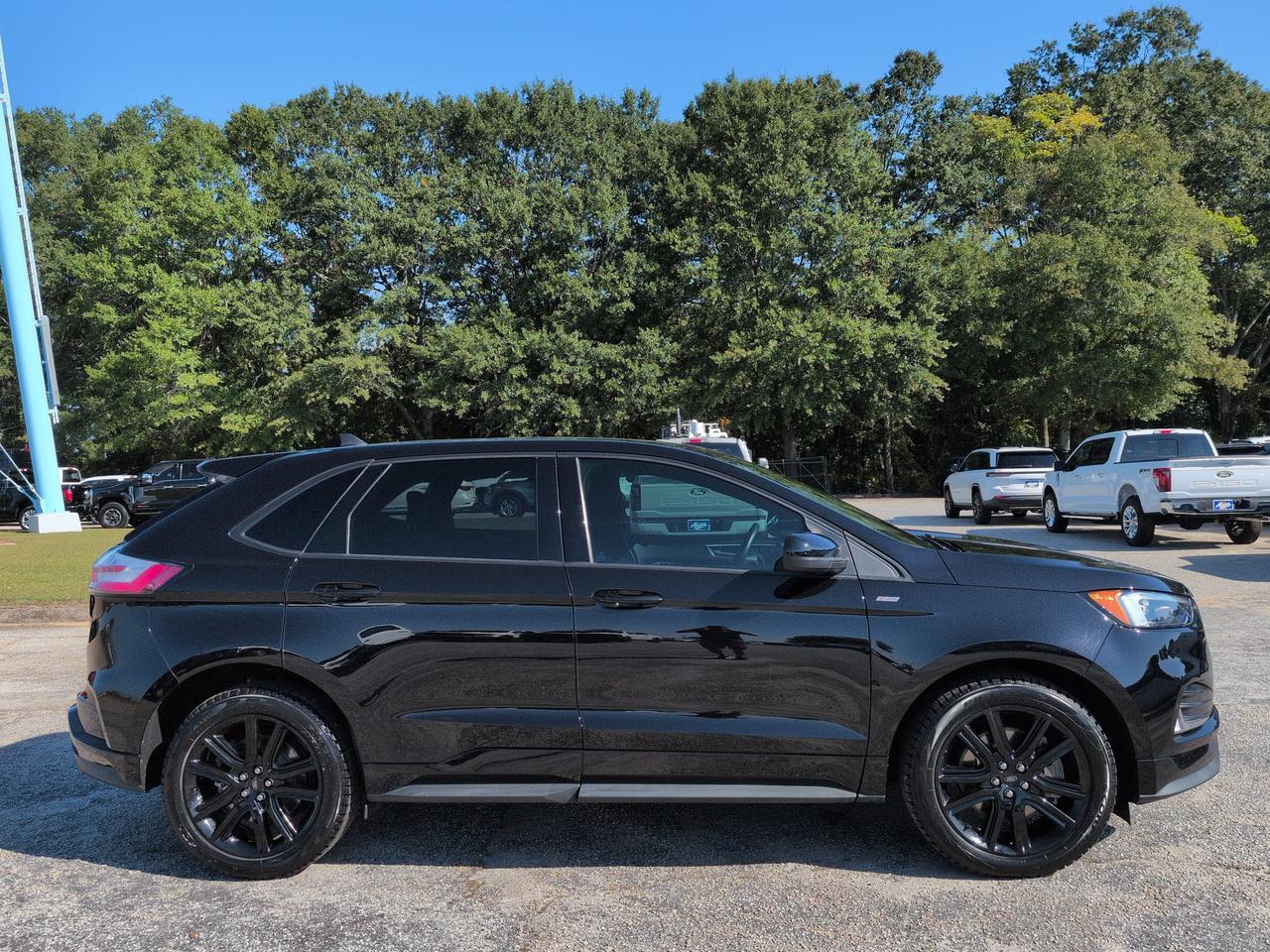 2022 Ford Edge ST-Line