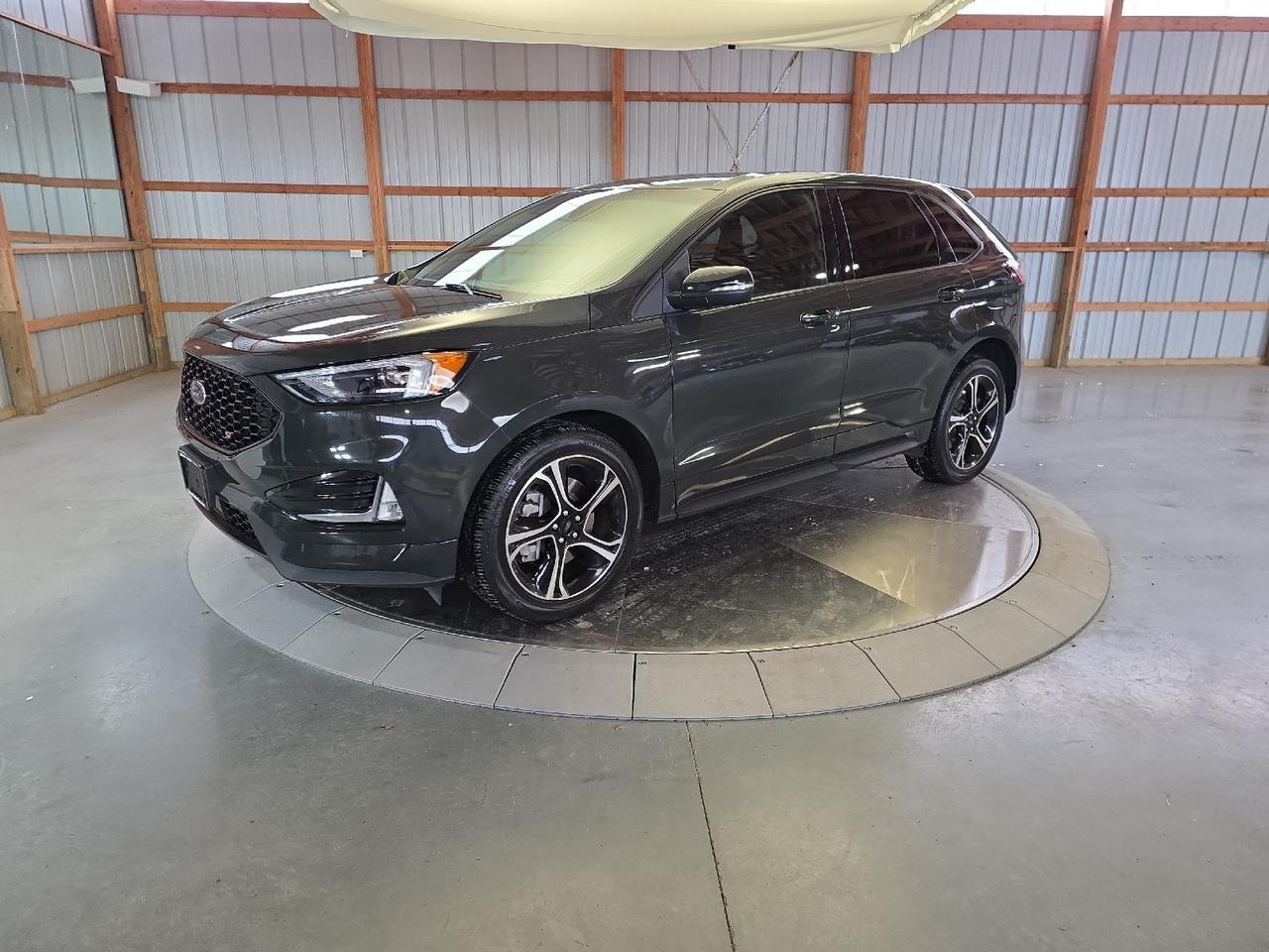 2022 Ford Edge ST