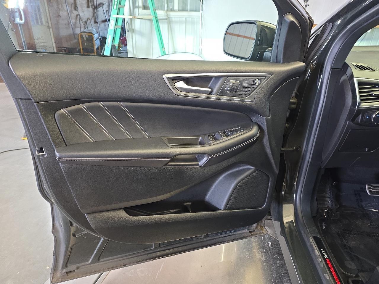 2022 Ford Edge ST Sand Lake NY