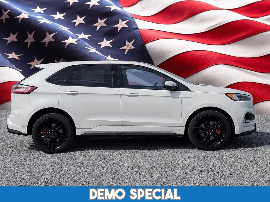 2022 Ford Edge 2022 Ford Edge