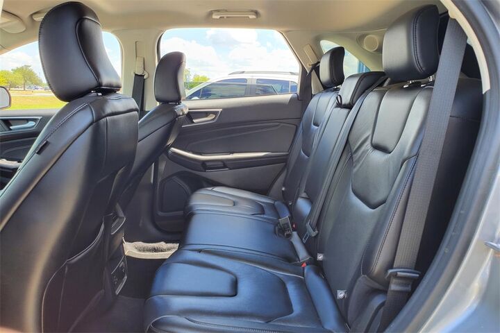 2022 Ford Edge Titanium  TX