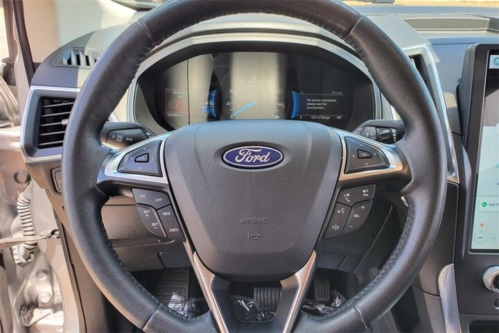 2022 Ford Edge Titanium  TX