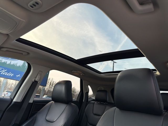 2022 Ford Edge Titanium Pine River MN