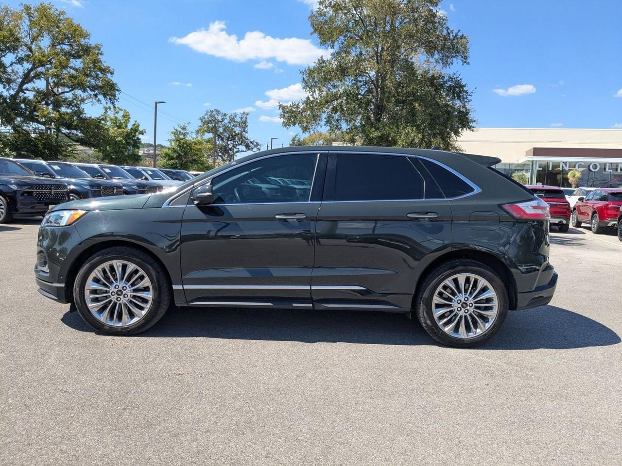 2022 Ford Edge Titanium