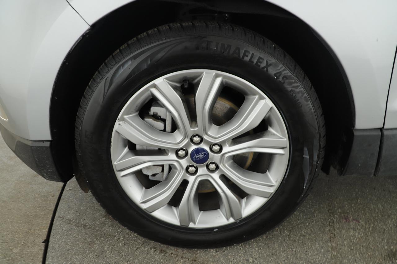 2022 Ford Edge Titanium New Braunfels TX