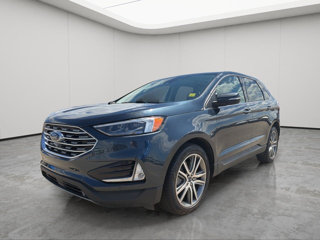 2022 Ford Edge Titanium